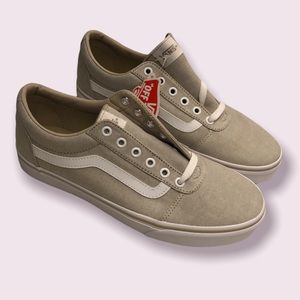 Vans ward women’s shoes brand new in box never worn